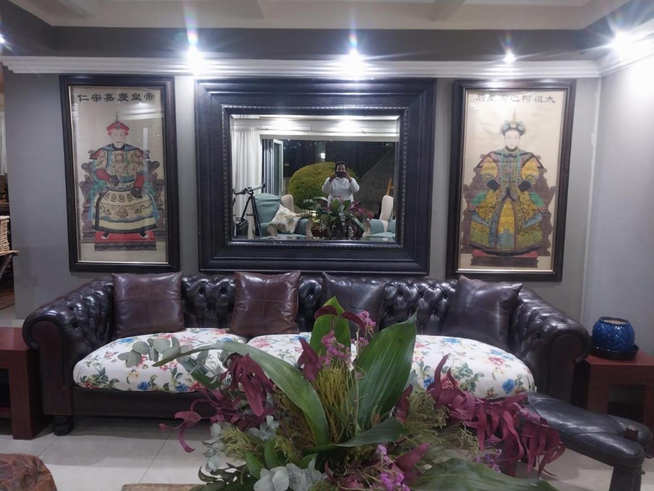 The Elephant Room At Frederick'S Place Pretoria-Noord 外观 照片